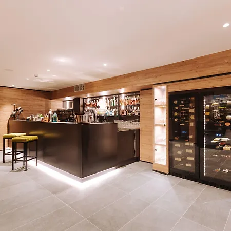 Hotel Valtur Cervinia Cristallo 5*