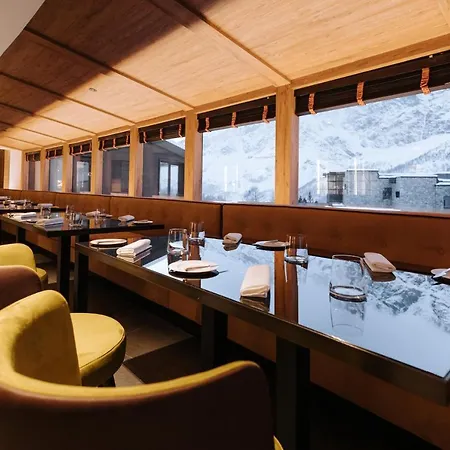 Valtur Cervinia Cristallo ブレウイル・チェルヴィナイア