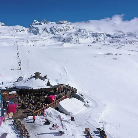 Hotel Valtur Cervinia Cristallo 5*