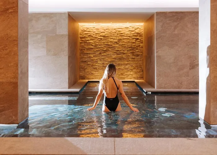 Отель Valtur Cervinia Cristallo