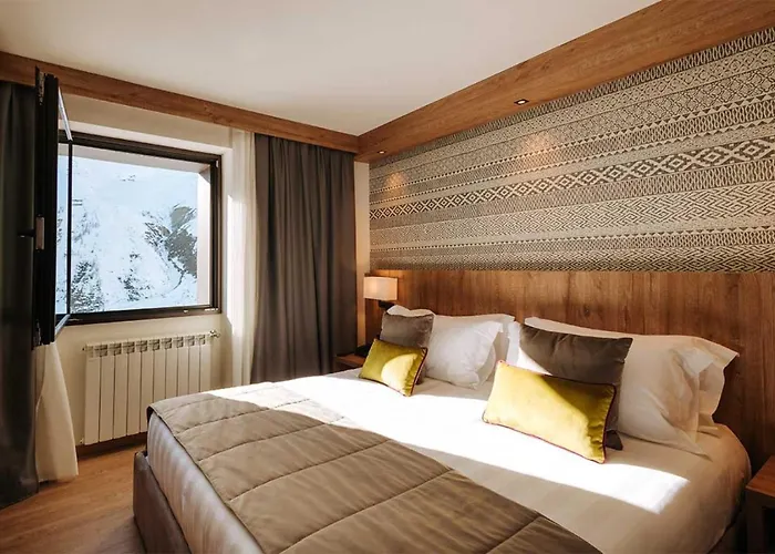 Отель Valtur Cervinia Cristallo 5*