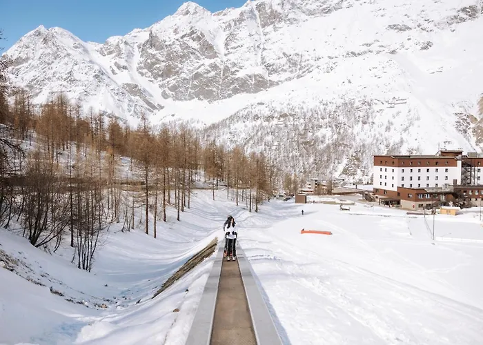 Отель Valtur Cervinia Cristallo Брей-Червиния